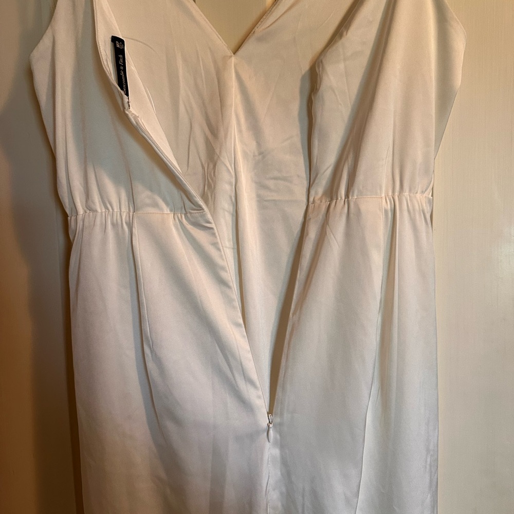 Abercrombie & Fitch Ivory Twist-Front Draped Dress - Picture 7 of 7